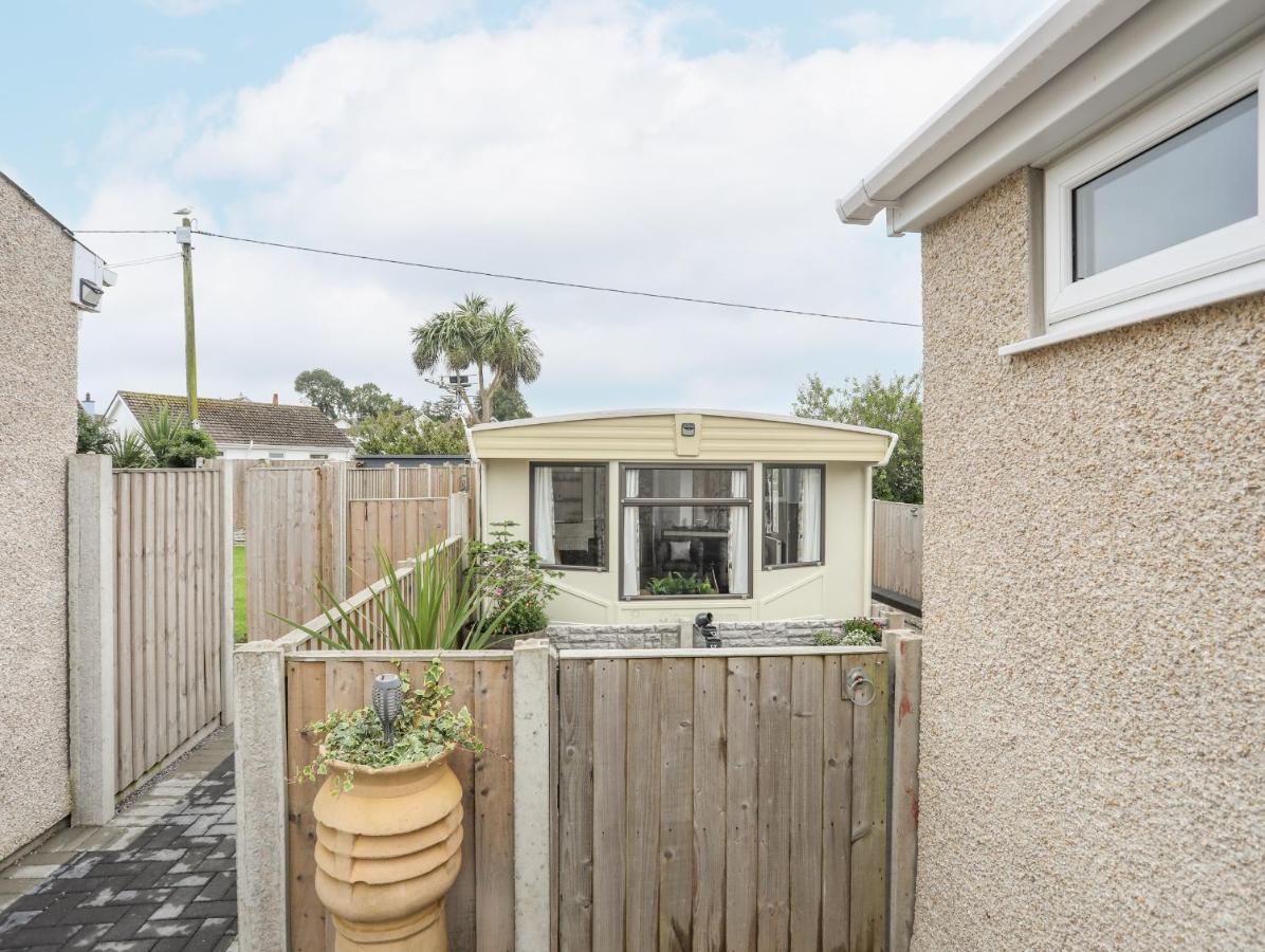 Rhiwlas Bach Benllech Exterior foto